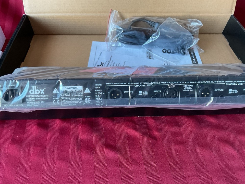 dbx Compressor Limiter Gate Processor (266XS)