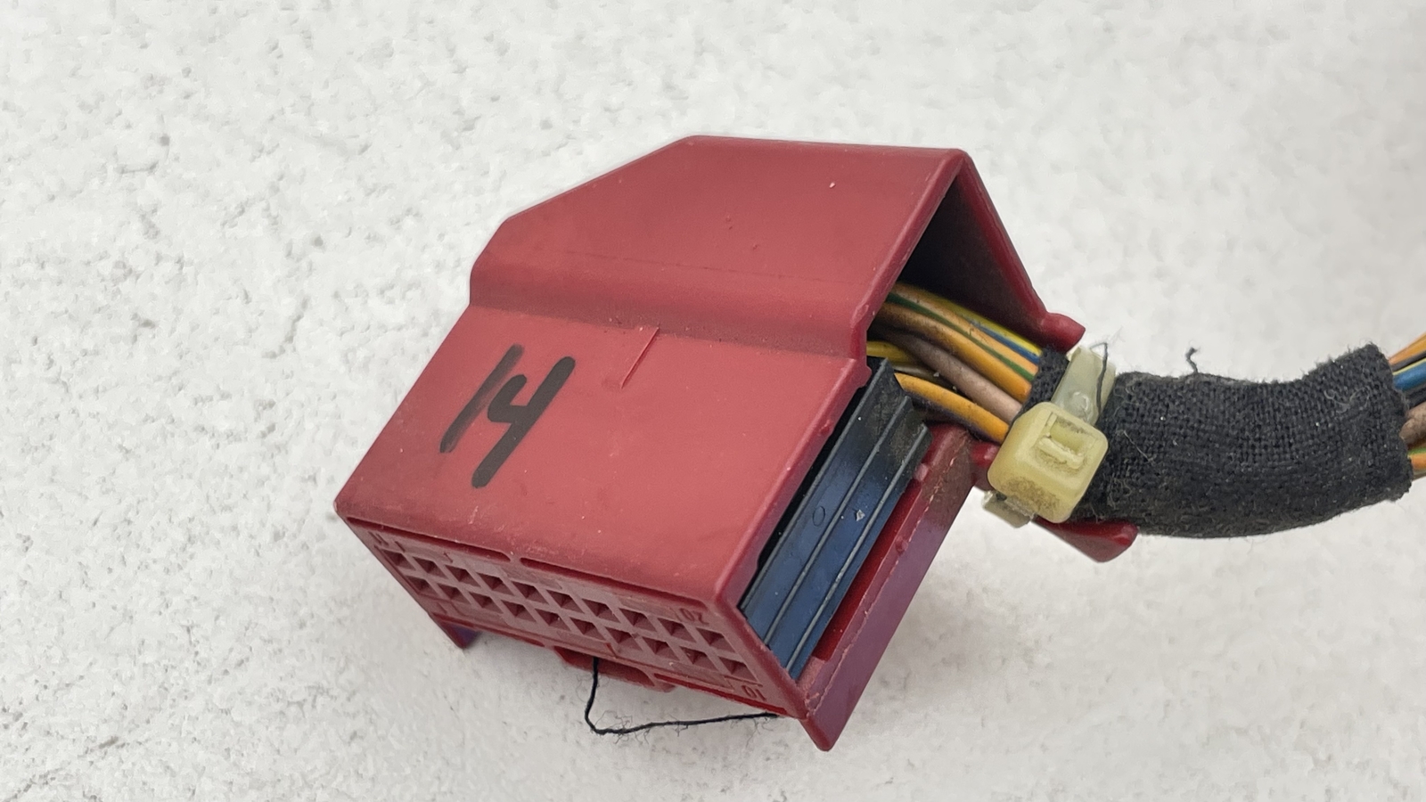 VW Audi Porsche Wiring Harness Plug Connector 14 Wire Pigtail OEM #8E0972420