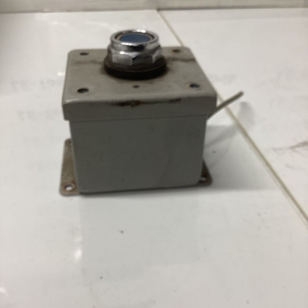 Wiegmann Pb1 Push Button And Box T-737