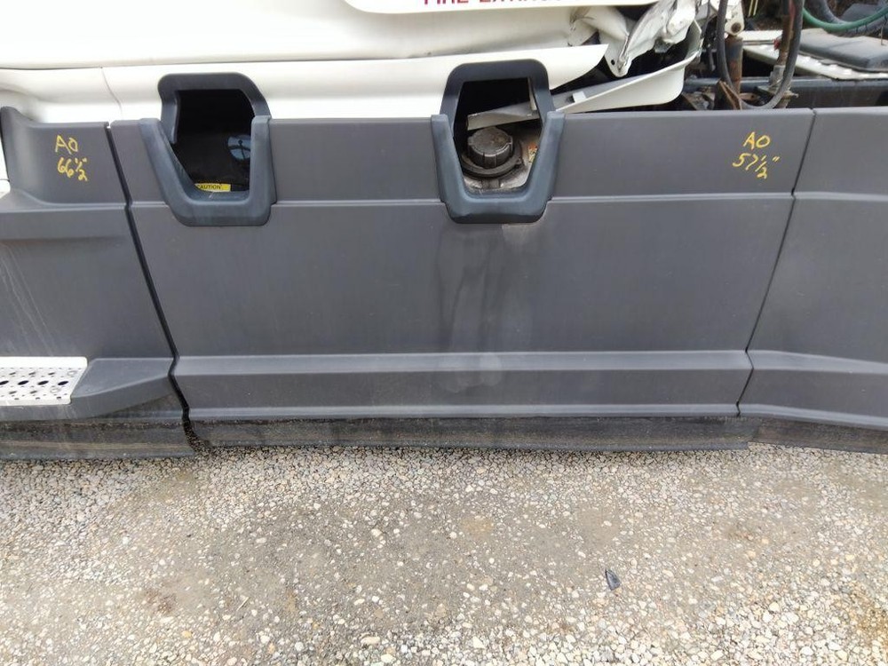 For 2019 FREIGHTLINER CASCADIA 126 SIDE FAIRING Left ,  MN