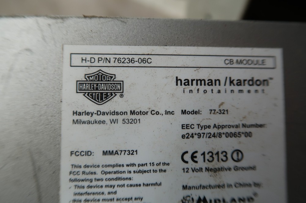 11 HARLEY DAVIDSON TOURING CB MODULE E-2524