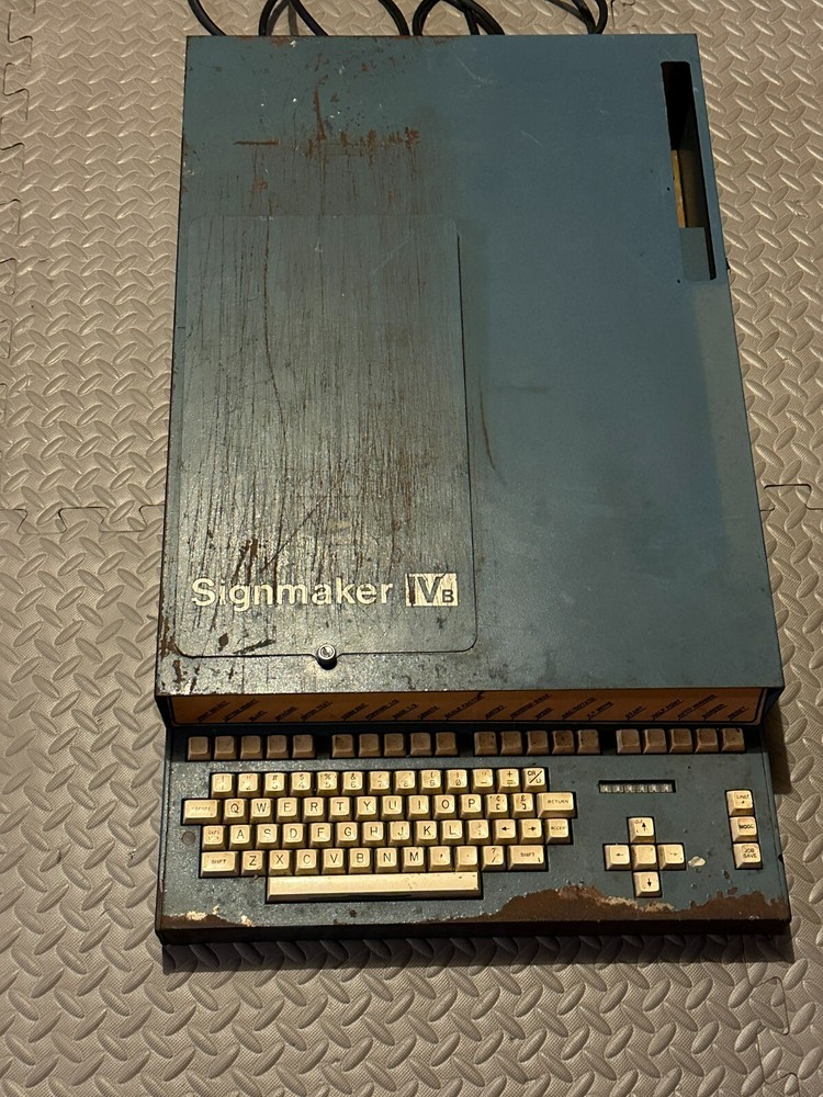 Gerber graphix-signmaker 4-B **UNTESTED**