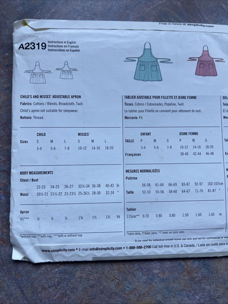 Its So Easy Its Simplicity Size A Pattern 2319 Mommy & Me Aprons Matching Apron
