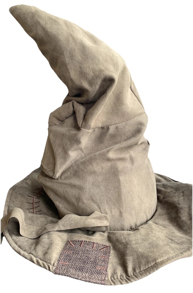 Harry Potter Wizarding World Animatronic Talking Animated Sorting Hat CC