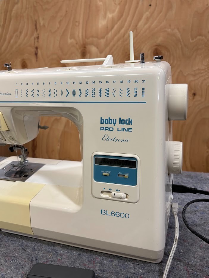 Baby Lock PRO LINE BL6600 Computerized Sewing Machine with Pedal