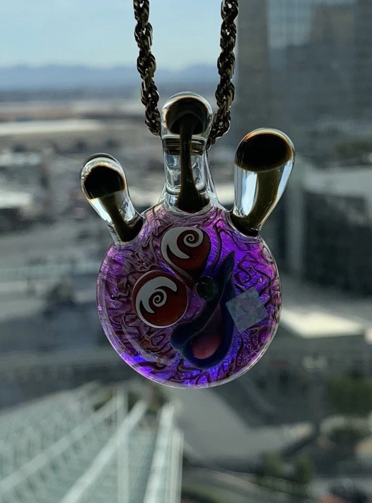 Original gongster Hippie Flipper/Acid Eater Pendant