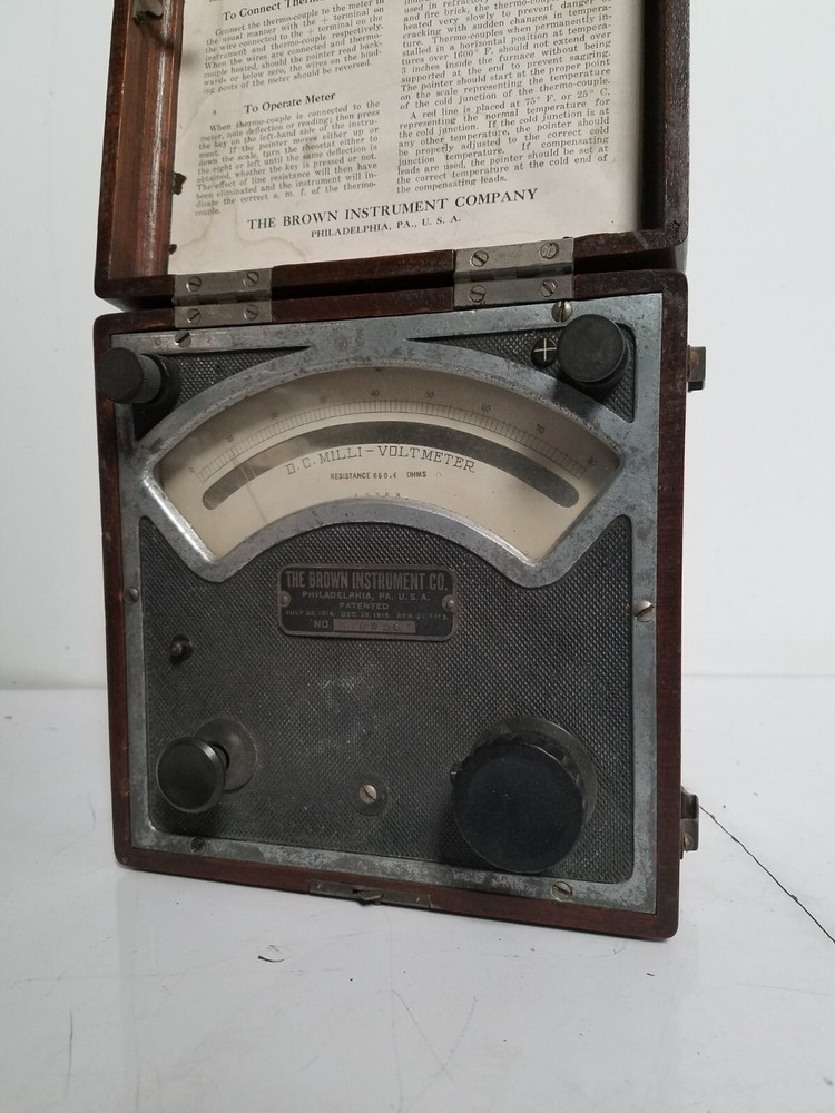 Brown Instrument DC Mili-Voltmeter Heatmeter ~ Vintage