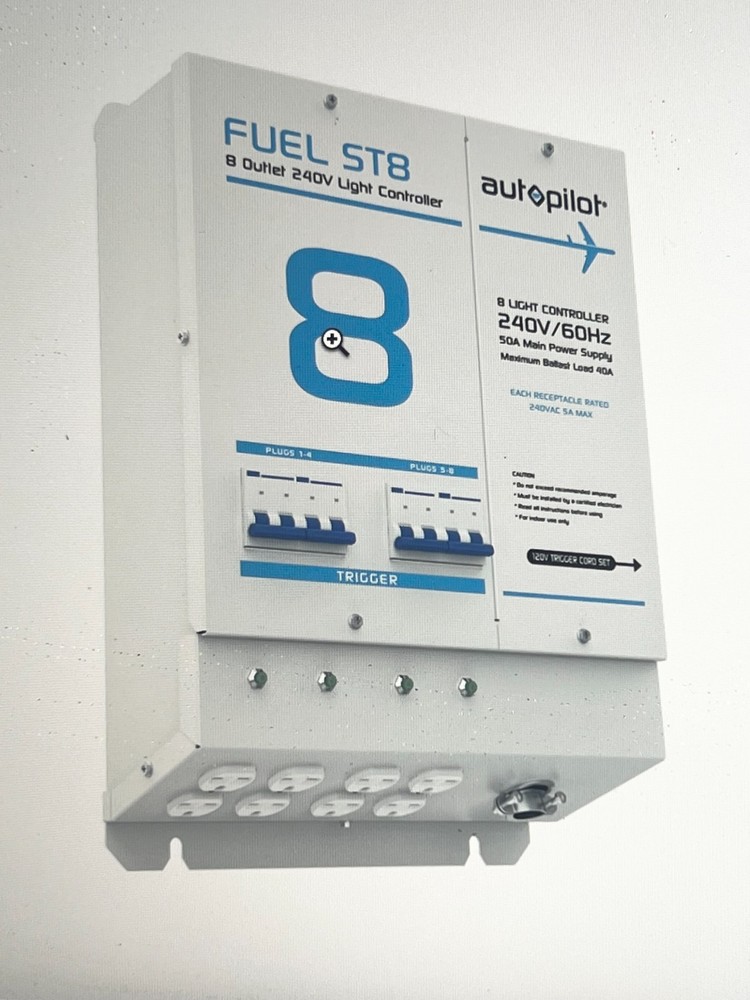 Autopilot FUEL ST8 Light Controller 8 Outlet  240V with Single Trigger