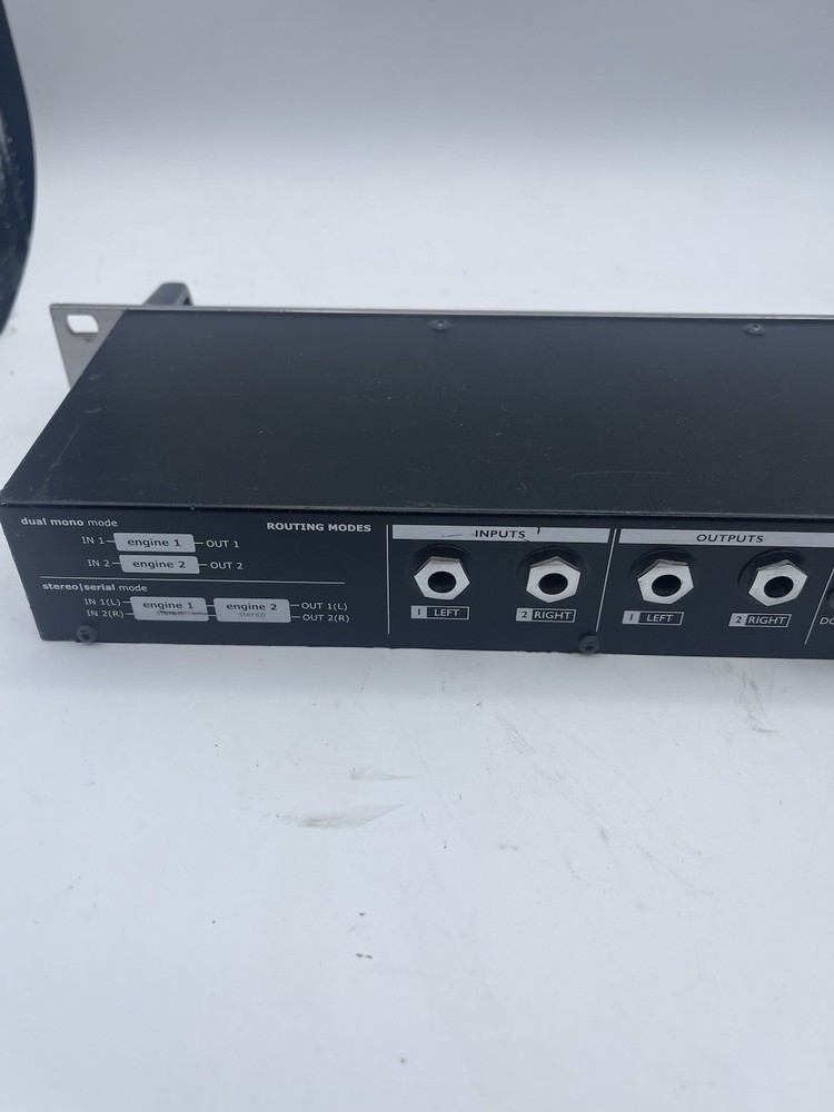 T.C. Electronic C300 Dual Stereo Gate Compressor (Untested) As Is