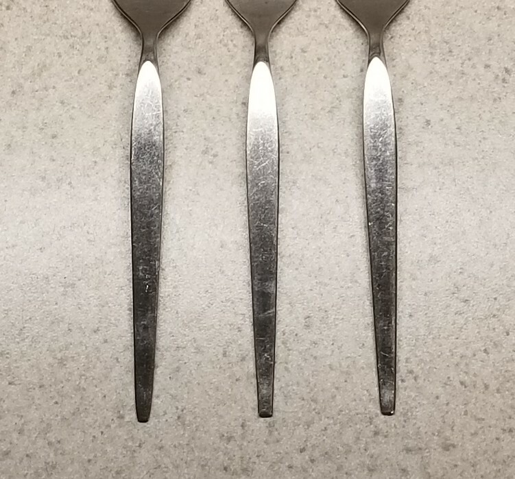 ONEIDA STAINLESS FLATWARE SATINIQUE (OLDER VERSION) 3 SALAD FORKS 6 1/4"