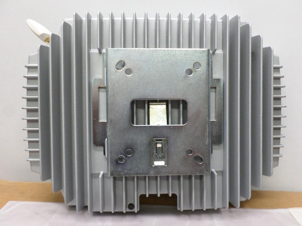 Ip.access PCS1900 Nano BTS Model # 165BU (012) V (49)