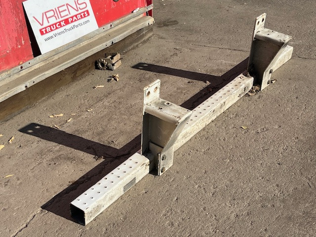 STOUGHTON TRAILER ICC BAR ASSEMBLY