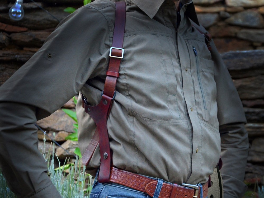 Custom Leather Shoulder Knife Holster: Handmade Vertical/Horizontal Carry