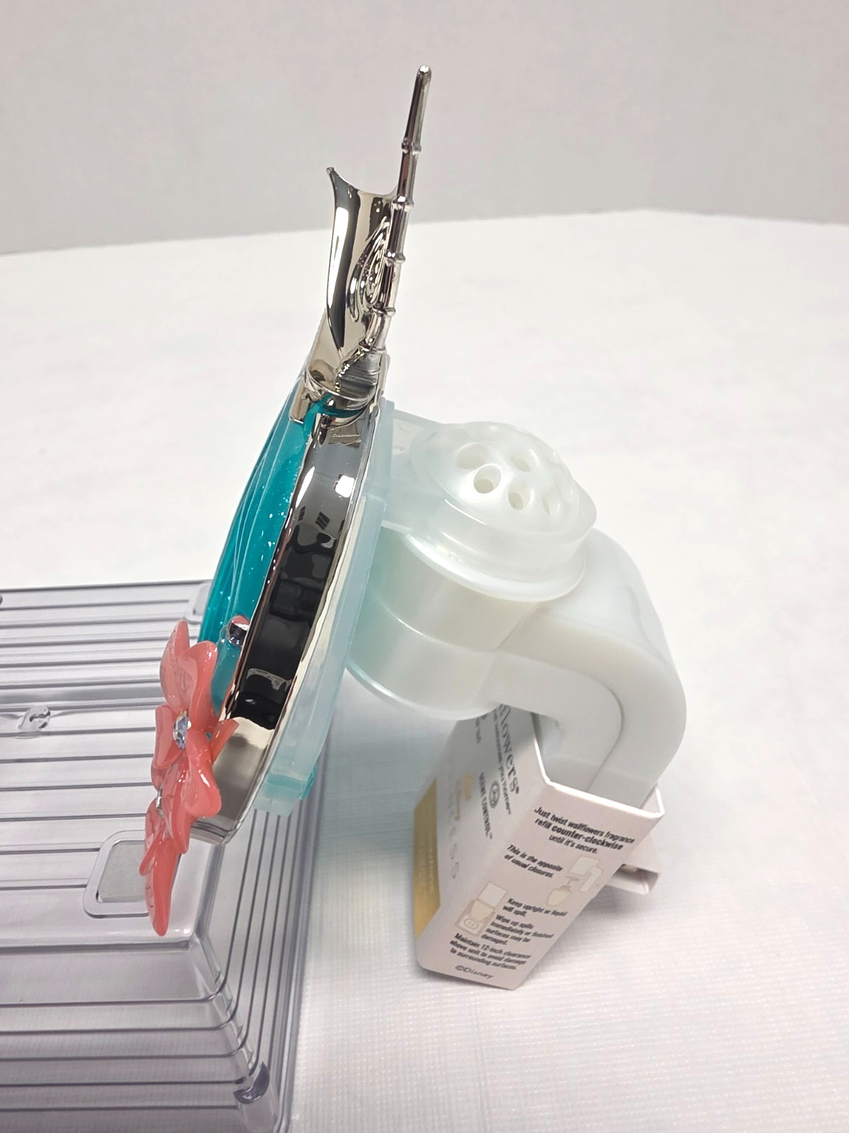 Bath & Body Works Disney Moana Wallflower Plug Nightlight Scent Control Light Up