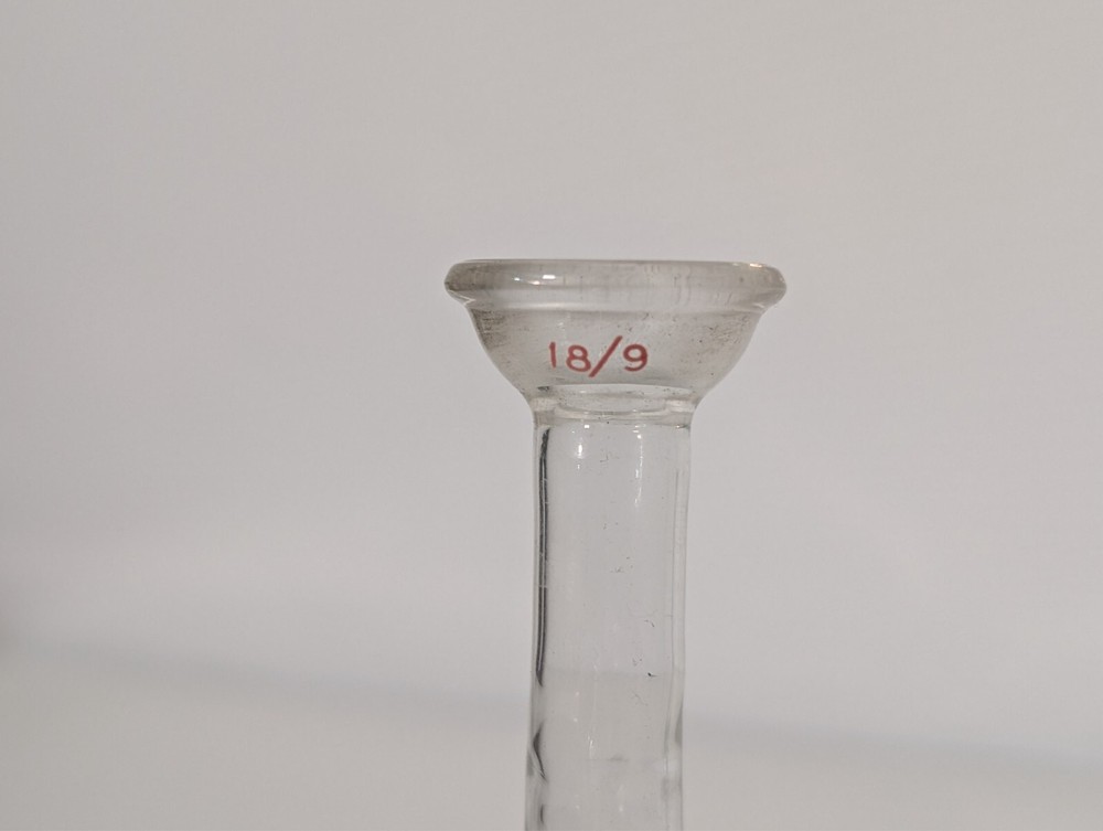 Laboratory Glass Filter Support Base with Tubulation Screw On Fitting