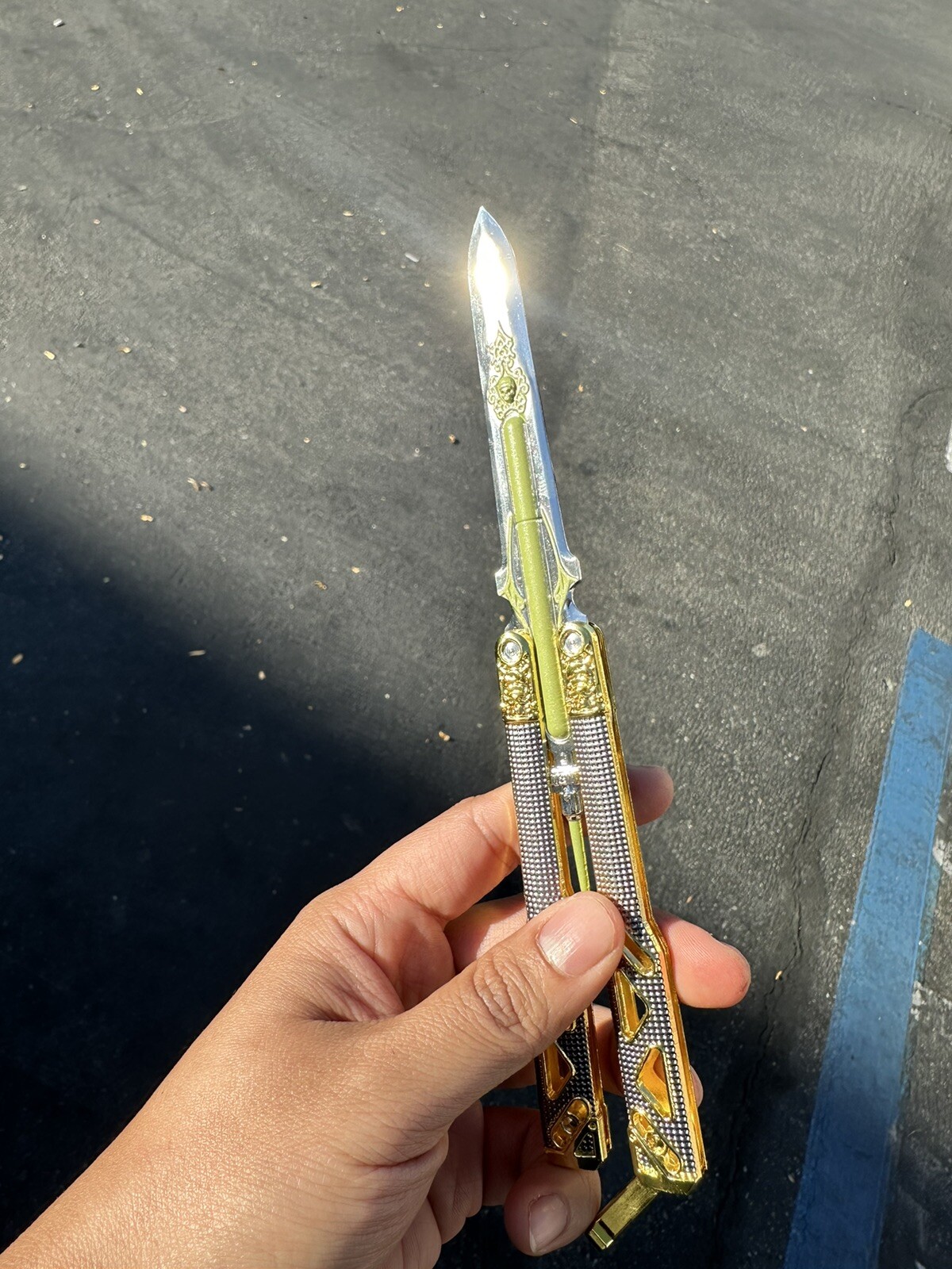 Apex Legends Octane Heirloom Collectible Florescent GLOW BUTTERFLY