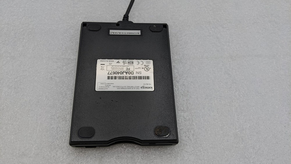 Iomega YD-8U10 USB Connection Floppy Drive