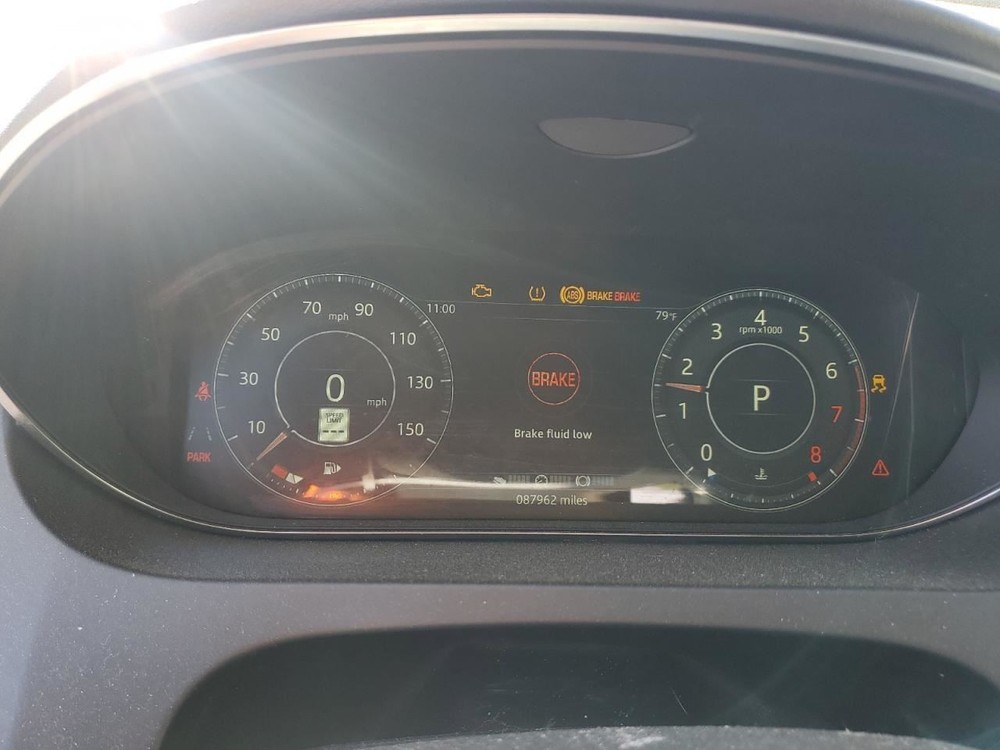 E-PACE 2018 Glove Box 4686289