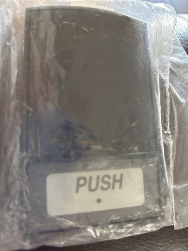 ID PANEL ASSEMBLY MECHANISM LARGE PUSH BUTTON GMV/VERSAPOUR #54-0140-SP