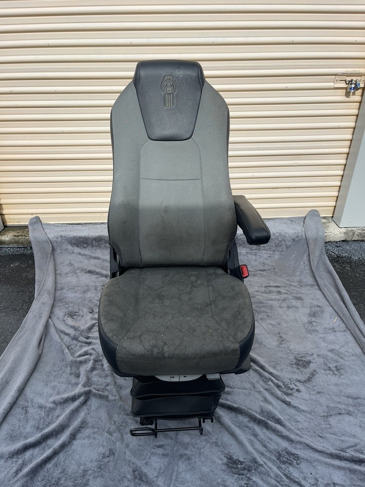 Kenworth Seat Assembly 2020