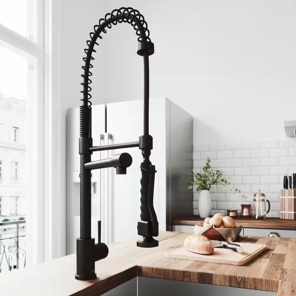Zurich Single Handle Pull-Down Sprayer Kitchen Faucet in Matte Black