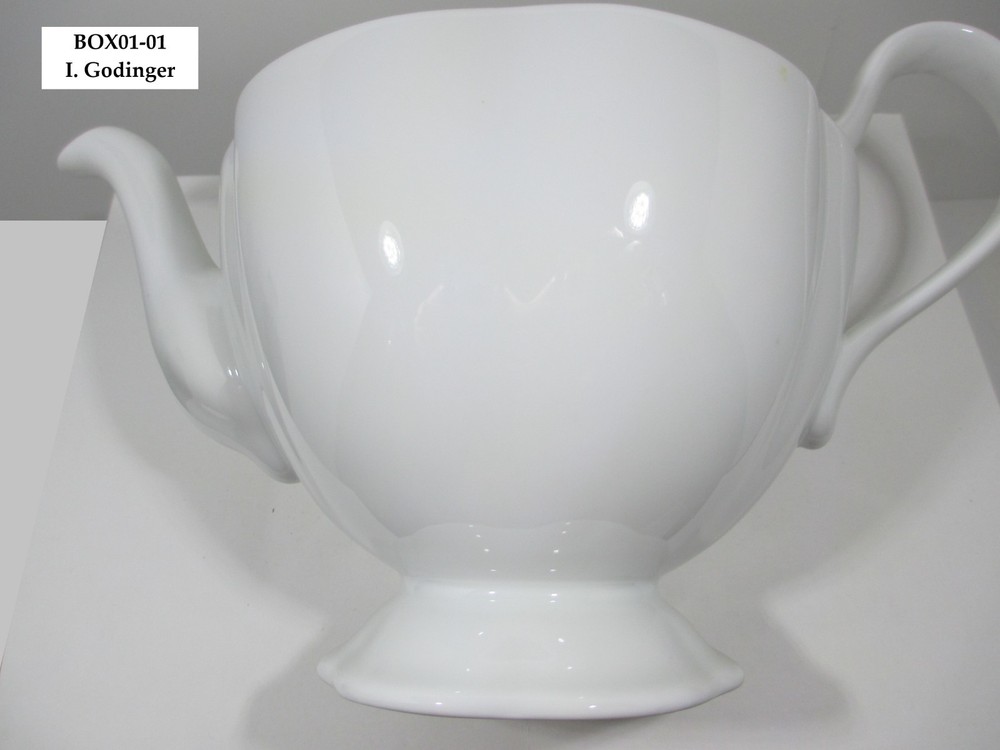 Assorted modern ceramic teapots, never used, various makers, sold separately