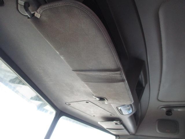 Replaces 2009 PETERBILT 386 INTERIOR SUN VISOR ,  FL