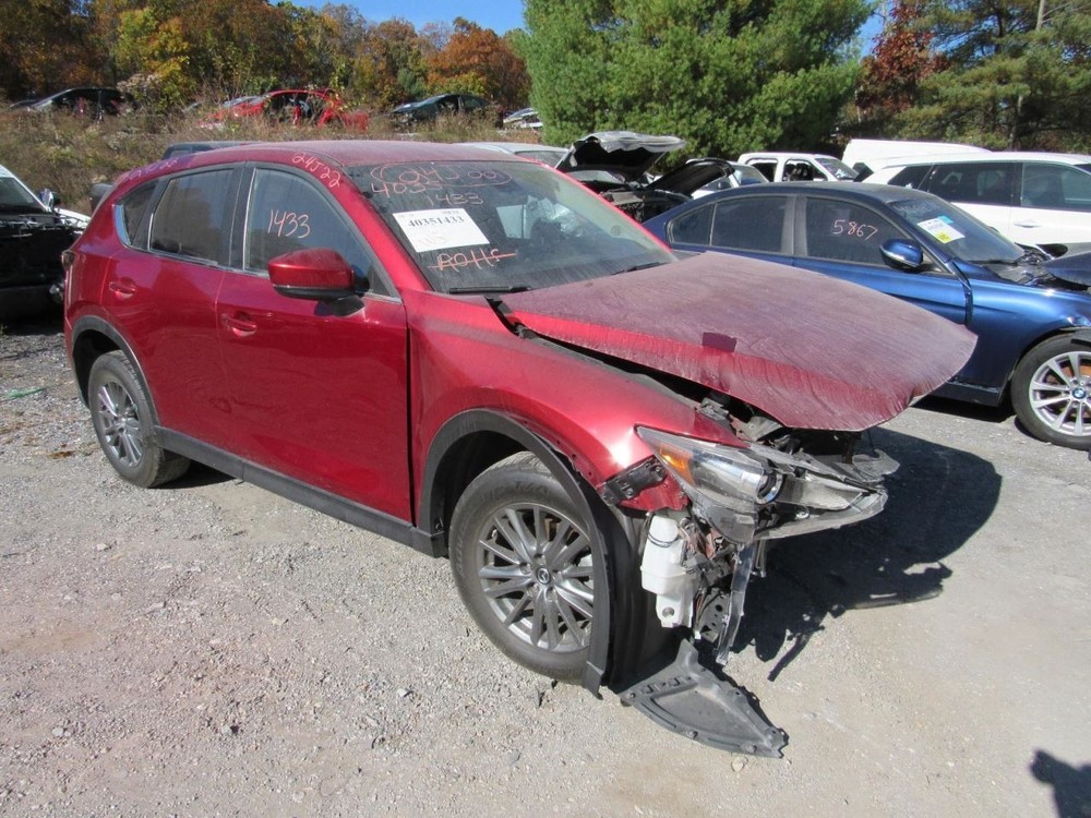 CX-5 2017 Glove Box 1000541