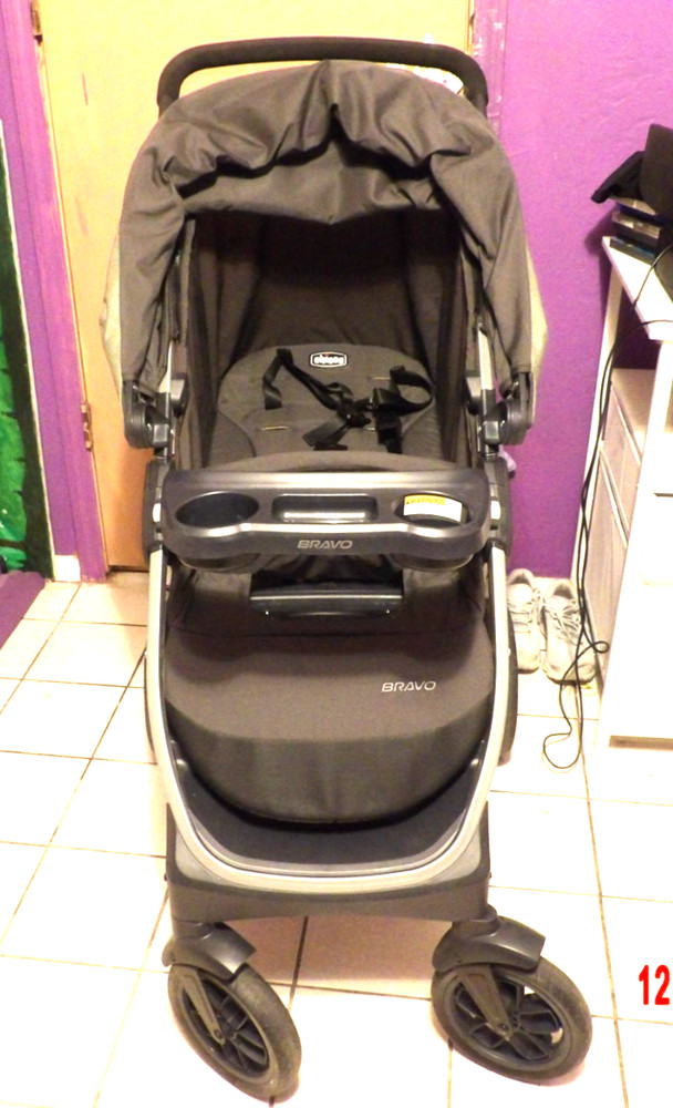 Chicco Bravo Quick Fold Stroller