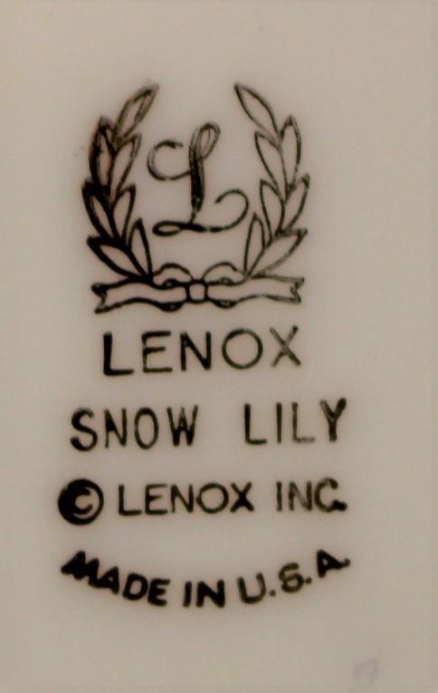 Lenox SNOW LILY 5 Piece Place Setting A+ CONDITION