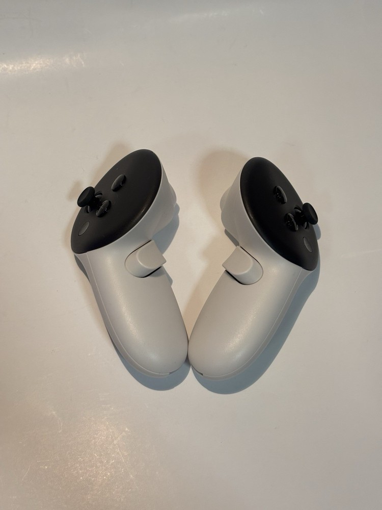 Meta Quest 3/3S Left And Right Controllers ONLY * Excellent *