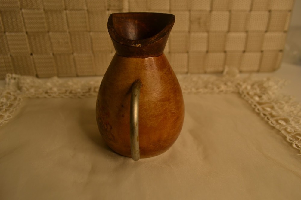 Royal Brou, Church Pitcher