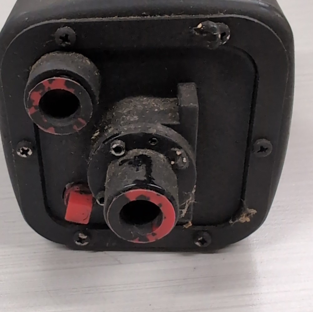 Gyro Attitude Indicator P/N: 20-4600