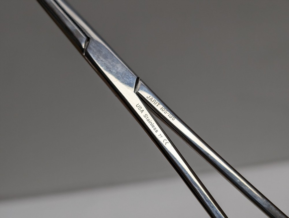 4 pcs. Assorted Forceps JARIT 105-196 CODMAN 32-4121 (USED).