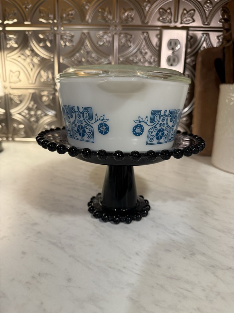 Pyrex Blue Horizon 473 And 472 With Lids