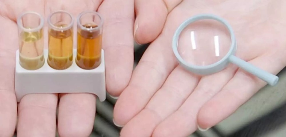 SmartLab Toys Tiny Science - 20 Enormously Fun Experiments. Big Science