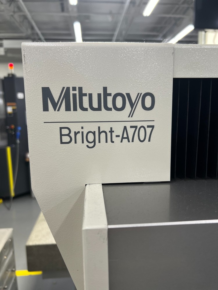 Mitutoyo Bright A-707 Automatic cmm