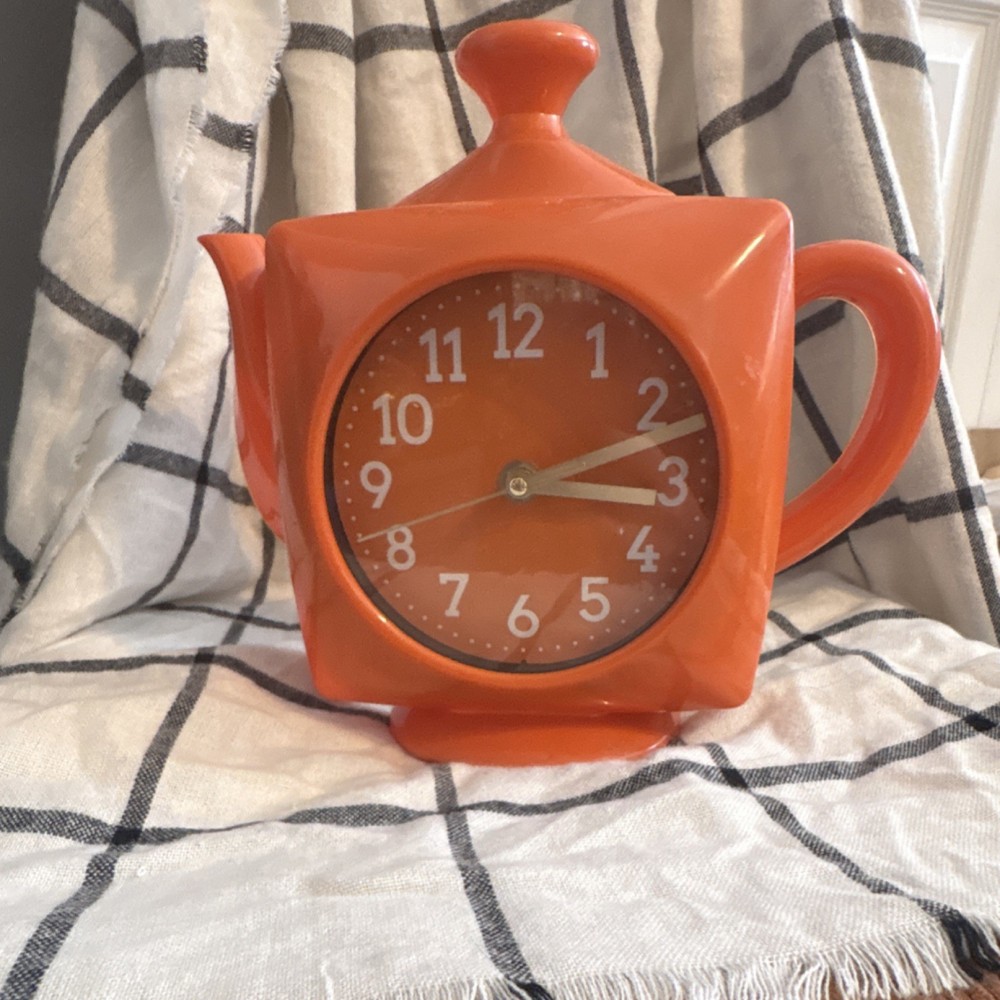 Orange Ceramic Teapot Shape Wall Clock Quartz Battery Powered Kitchen