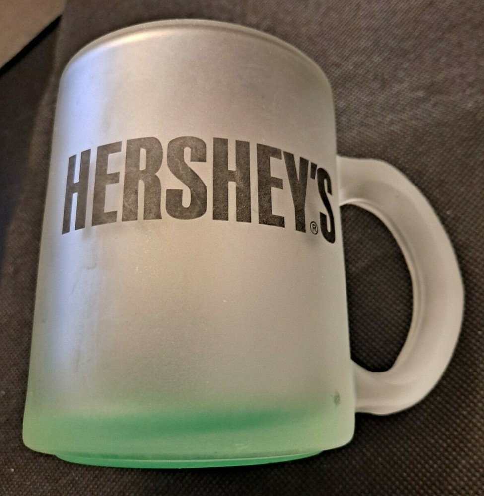 HERSHEY'S COW MUG! e3284XNN