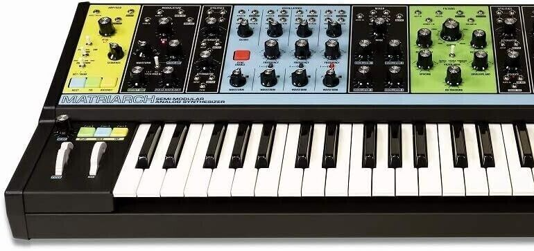 Moog Matriarch Patchable 4 Note Paraphonic Analog 49 Key Synthesizer Japan Rare