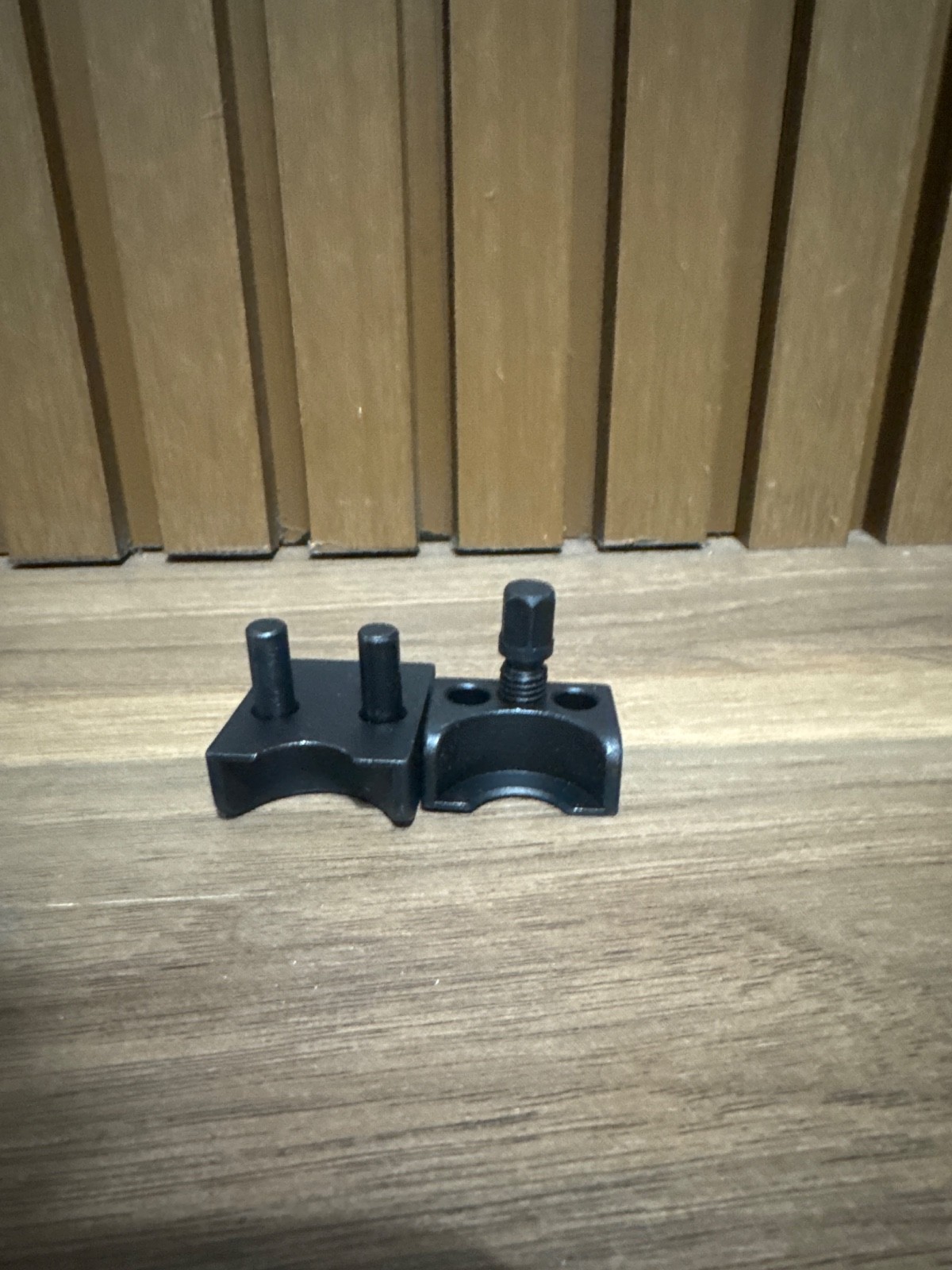 Suspension Separation Made Easy with User Friendly Knuckle Expander Tool