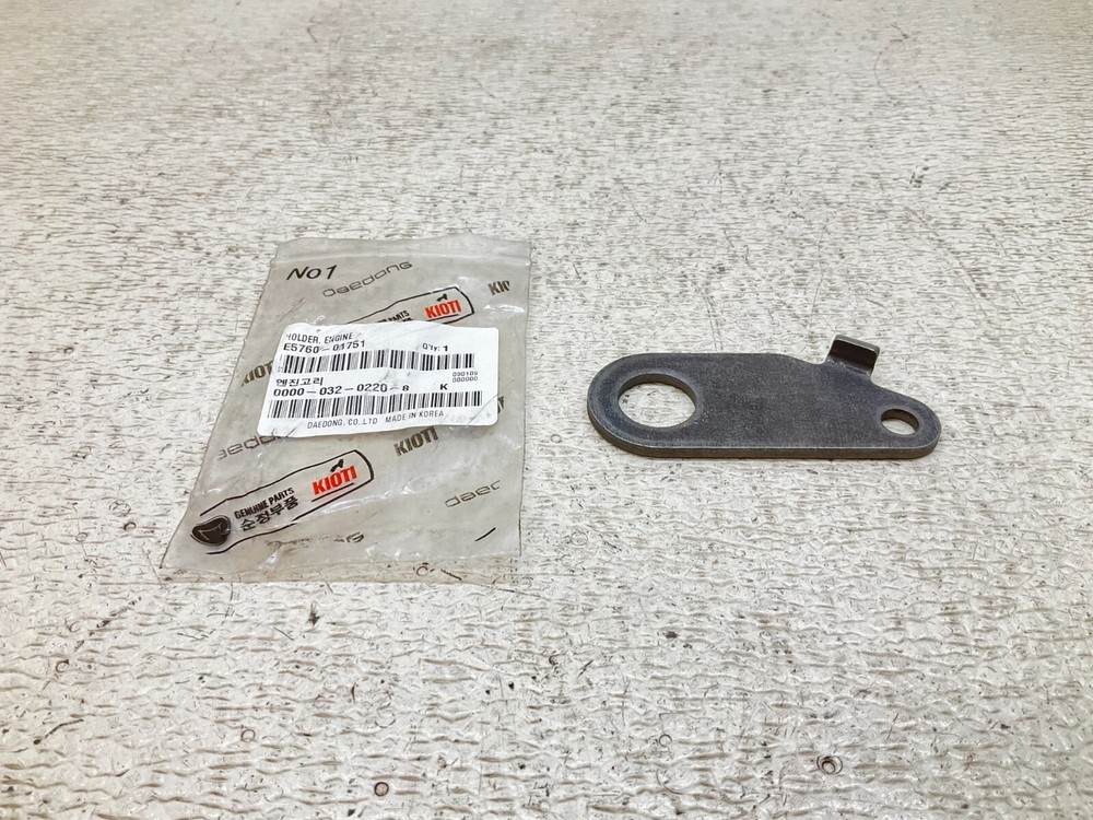 Daedong Kioti E5760-01751 Engine Holder E576001751 New (TSC)