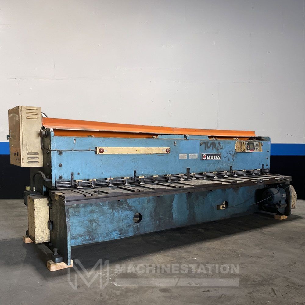AMADA M-4045 POWER SQUIRING SHEAR