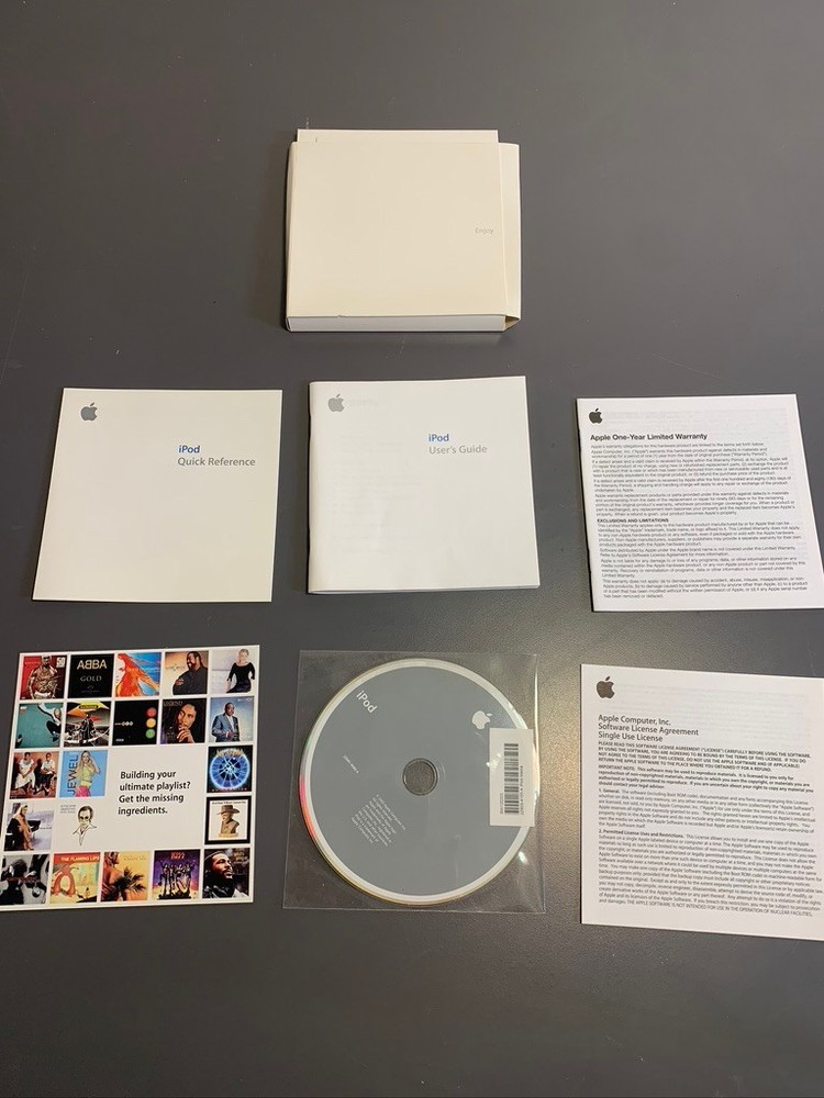 VTG 2003 Apple iPod iTunes Installation Software CD with Manual/Book