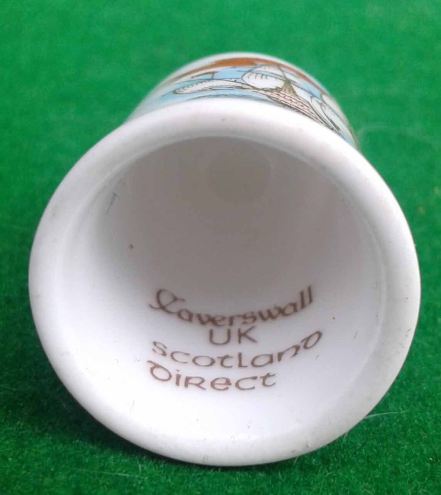 9 CAVERSWALL BONE CHINA THIMBLES.