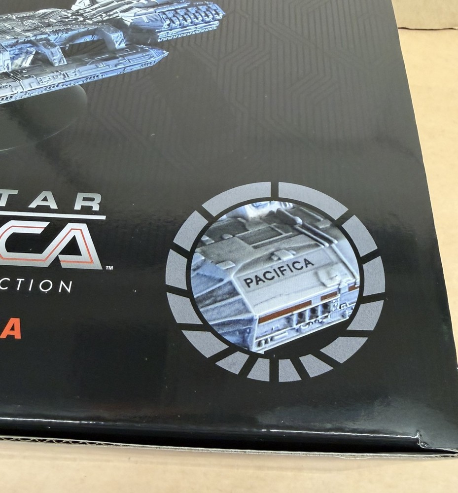 Master Replicas Battlestar Galactica Official Ships Collection Classic Pacifica