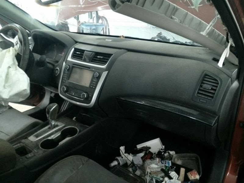 ALTIMA 2016 High Mounted Stop Light 104712411