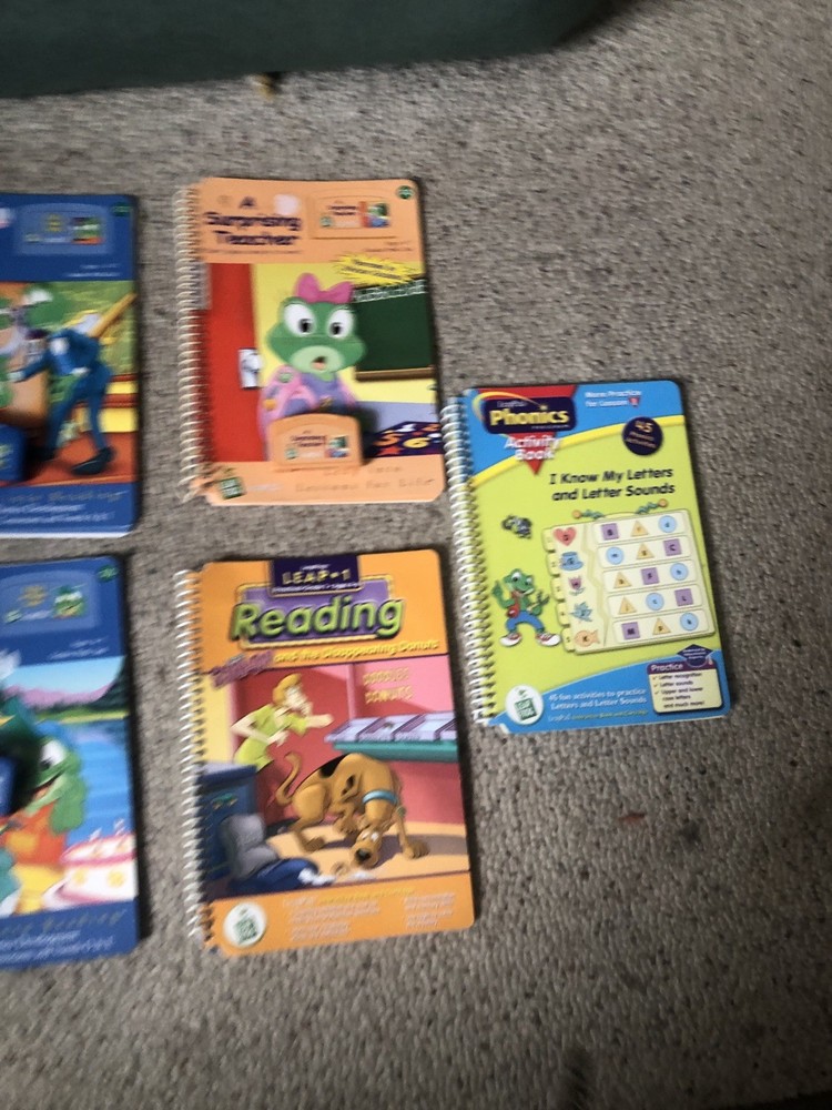 LEAPPAD LEAPFROG - Reading Books Interactive Book and Cartridges. Bundle