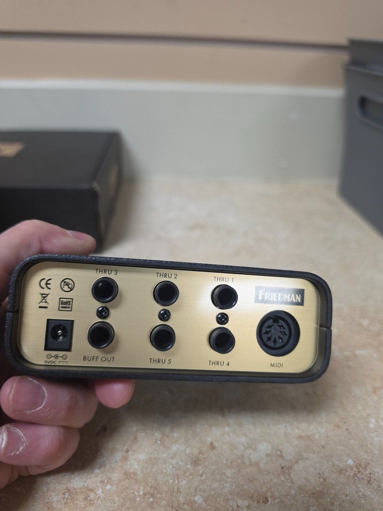 Friedman Power Grid 10-Output Power Supply and Buffer bay 6