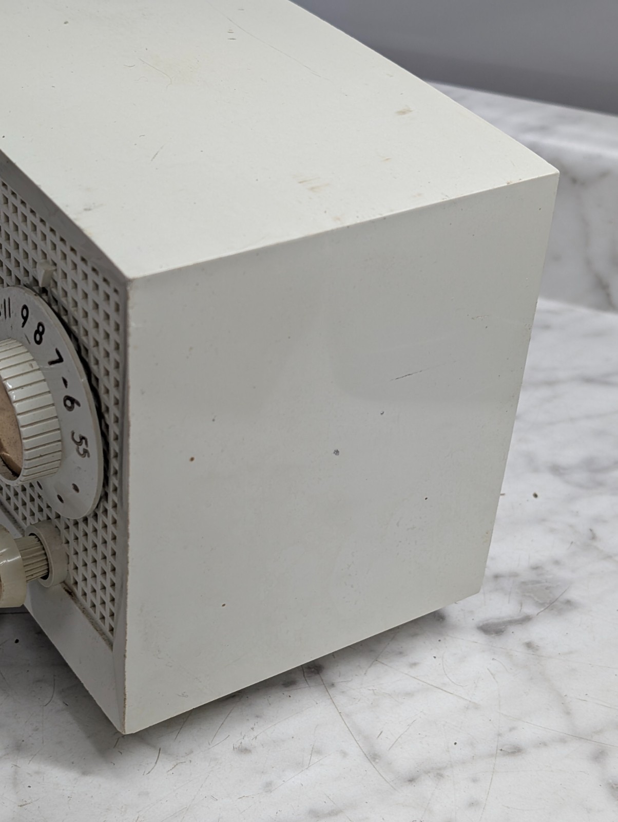 General Electric Model C-402A Tube Radio Clock AM GE Vintage MCM White